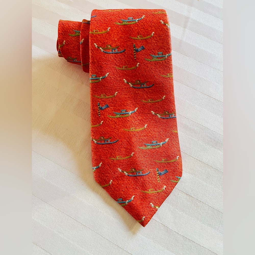 BLVGARI 7 Fold Tie Pink Boat Print 100% Silk NEW